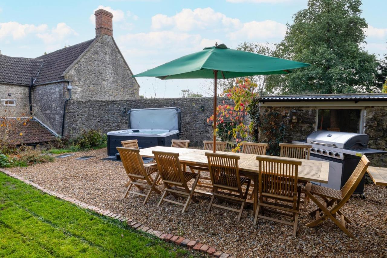 Topside House - Beautiful 7 Bedroom House With Hottub Wifi And Parking Near Bath Wells Frome Oakhill Zewnętrze zdjęcie